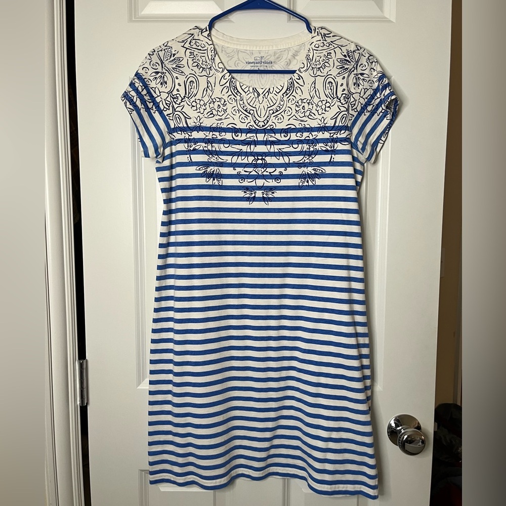 Vineyard Vines tshirt dress